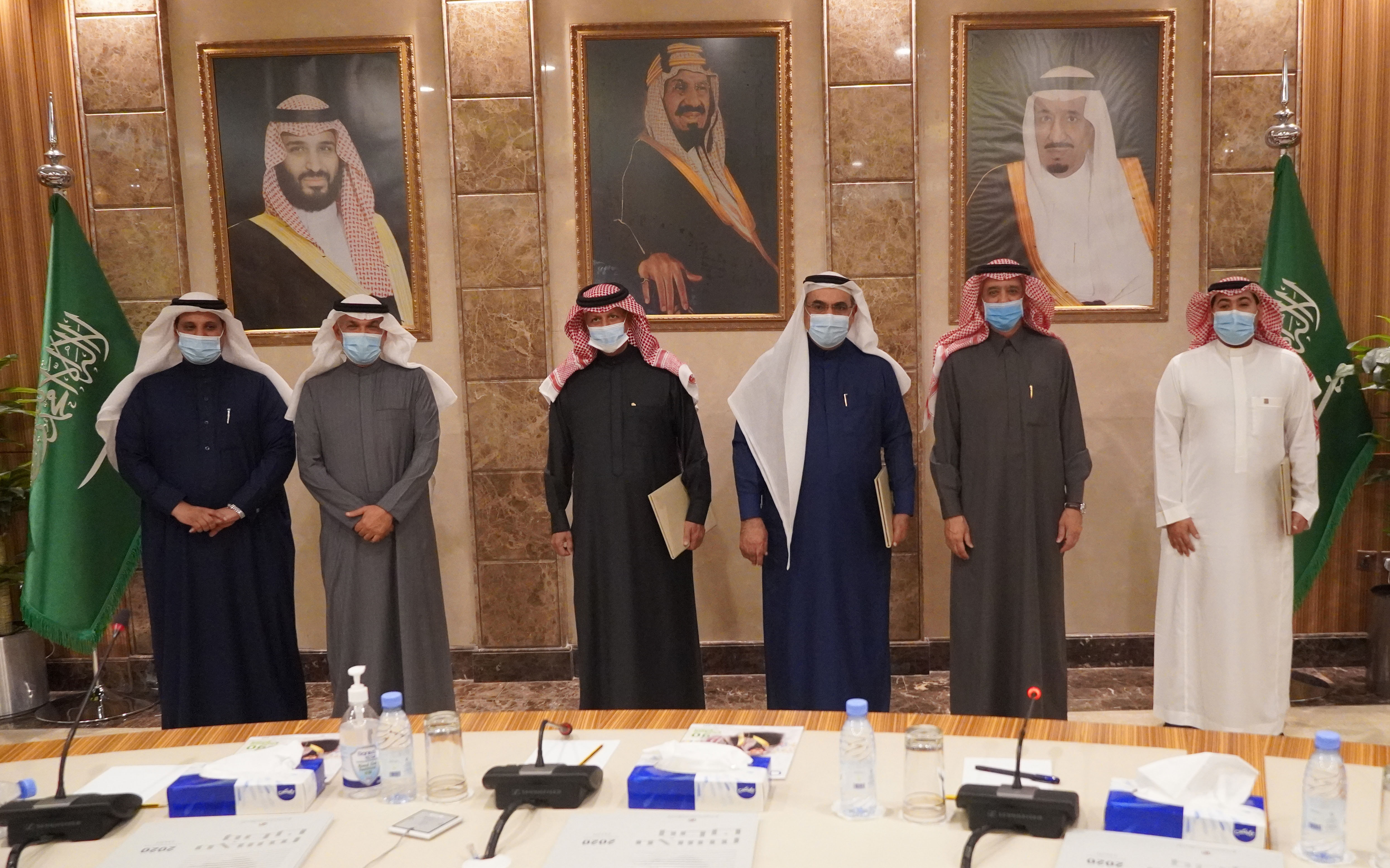 Eastern Province Amana signs four agreements with private sector companies to implement Mujassam Watan Project